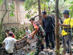 Semangat Gotong Royong: Babinsa dan Warga Tegal Harjo Bersinergi Kawal Proyek Infrastruktur Desa