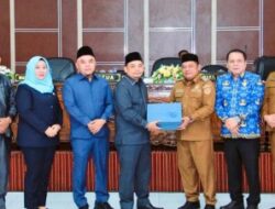 Wabup Labuhanbatu Hadiri Rapat Paripurna DPRD