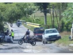Aksi Blokir Jalan Menuju Distrik Ledok Pertamina EP Field Cepu
